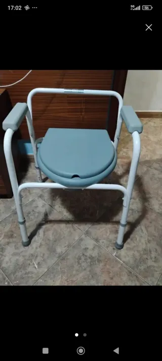 Silla WC Mobiclinic con Reposabrazos