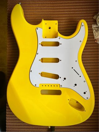 Cuerpo STRATOCASTER GY
