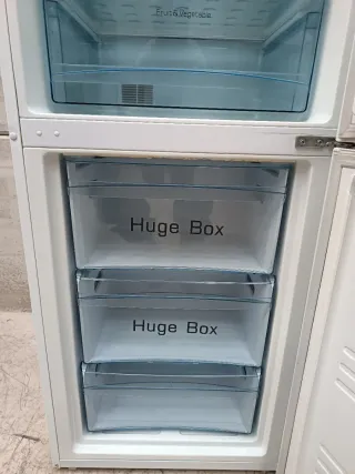 FRIGORÍFICO HAIER 1,88m A++