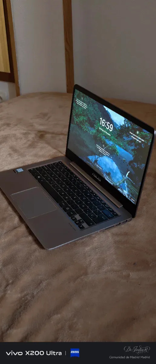 ASUS ZenBook i5 | 12GB RAM | 512GB SSD NVMe | W11 afbeelding 2