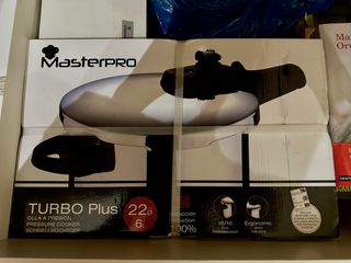 Olla a presión MasterPro Turbo Plus 6L (22 cm).