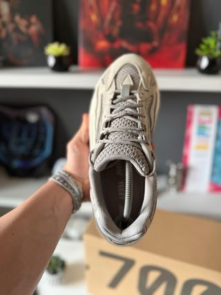 Adidas Yeezy 700 Static