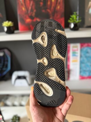 Adidas Yeezy 700 Static