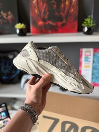 Adidas Yeezy 700 Static