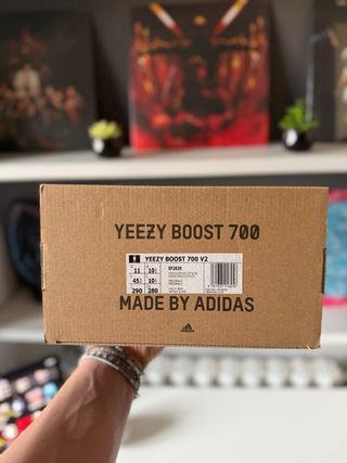 Adidas Yeezy 700 Static