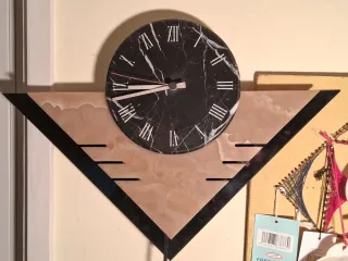 Orologio da parete in marmo