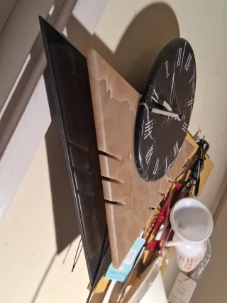 Orologio da parete in marmo