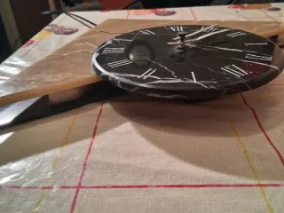 Orologio da parete in marmo