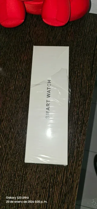 Smartwatch Dorado y Plateado sin abrir