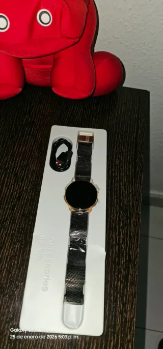 Smartwatch Dorado y Plateado sin abrir