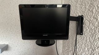 TV / pantalla pc Philips pequeña con soportes