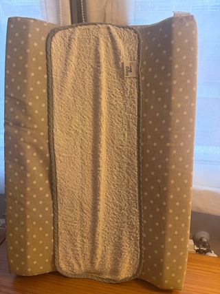 Cambiador bebé con funda y protector