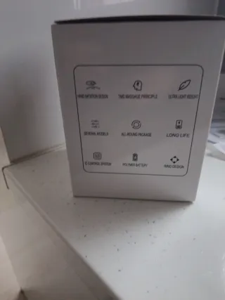 Masajeador de cabeza funciona co batería.