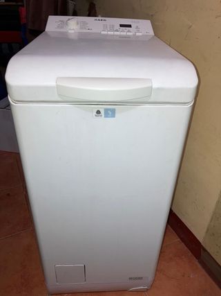 Lavadora Carga Superior AEG 6kg
