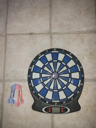 Diana Electrónica con Dardos