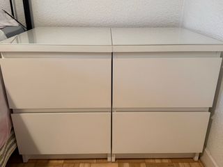 2 Comodini con 2 Ripiani in Vetro