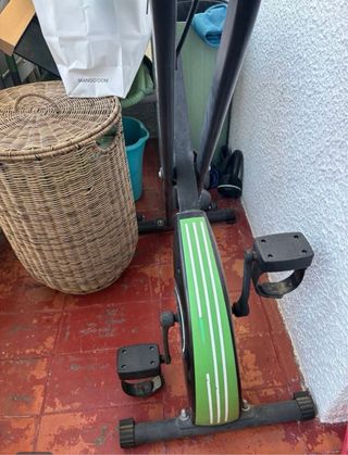 Bici estática plegable + regalo