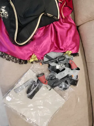 Disfraz Pirata Niña con Botas y Accesorios