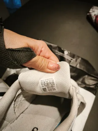 Sneakers Adidas Donna Bianche e Nere