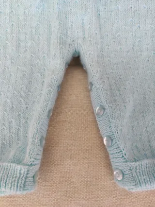 Pelele y patucos hechos a mano azul 3-6 m