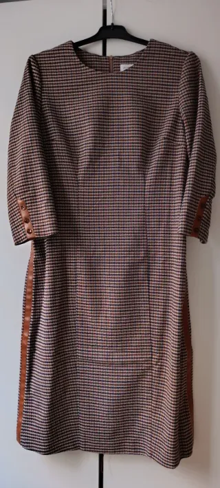 Vestido Javier Simorra cuadros beige y marrón