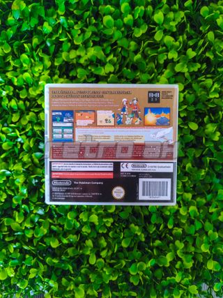 Caja Pokémon Edición Oro Heartgold (DS)