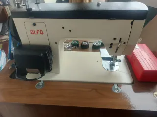 Máquina de coser Alfa 119 Automática