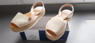 Sandalias cuña esparto beige. Sin estrenar.