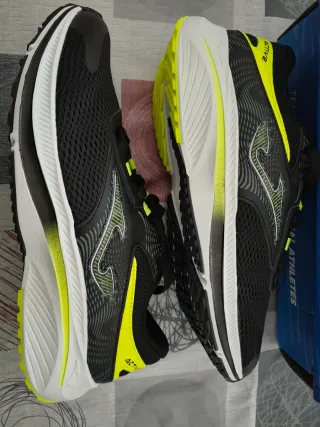 Calzado deportivo Joma