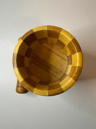 Mortaio e pestello in legno