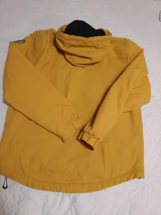 Chaqueta Cortavientos hombre Amarilla con Capucha