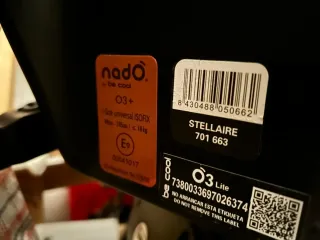 Silla de coche para niños gris