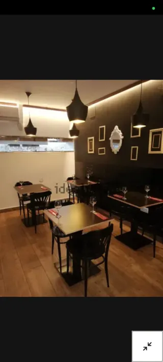 Restaurante C3 mixto con salida de humos