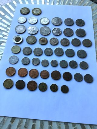 Lote 100 Monedas Extranjeras Antiguas EUROPA/LATAM