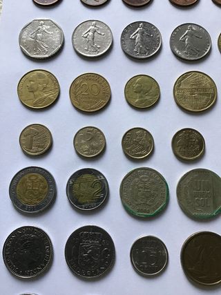 Lote 100 Monedas Extranjeras Antiguas EUROPA/LATAM