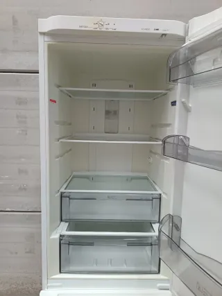 FRIGORÍFICO FAGOR 1,85m A++