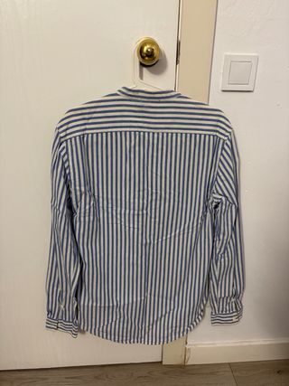 Camisa de rayas Pull&Bear azul y blanca Talla M