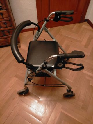 Andador con cesta y frenos