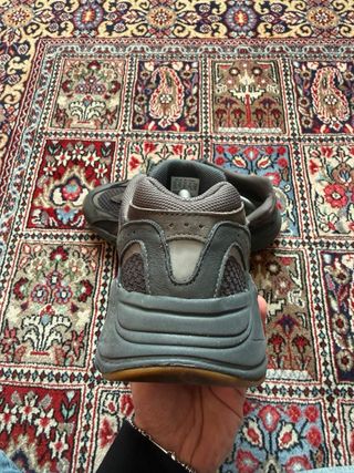 Adidas Yeezy 700 Brown/Gray