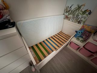 Cama infantil Ikea 70x160 con somier y colchón