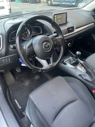 Mazda 3 2016
