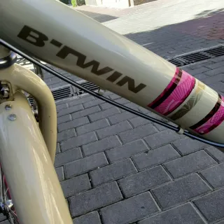 Bicicleta niña paseo