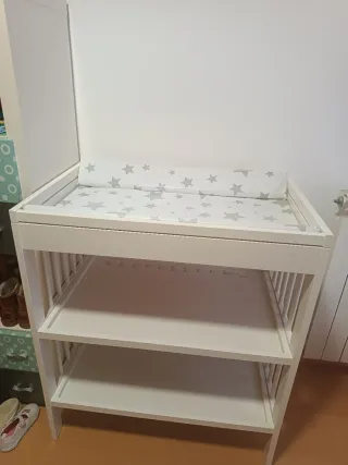 Cambiador de bebé blanco ikea
