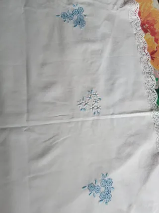 Sábana cuna bordada