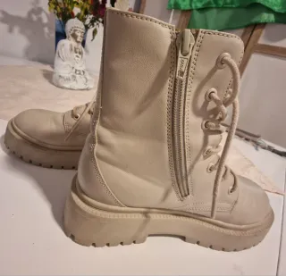 Botas Zara Niña Beige