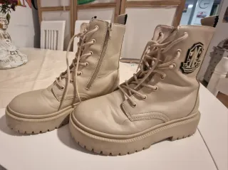 Botas Zara Niña Beige