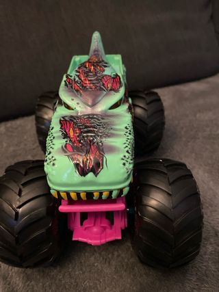 Monster Truck Zombie Wrex