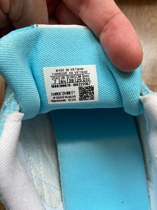 Zapatillas Reebok Turquesa y Amarillo Talla X