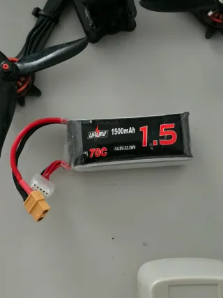 Dron FPV + Emisora Flysky i6x