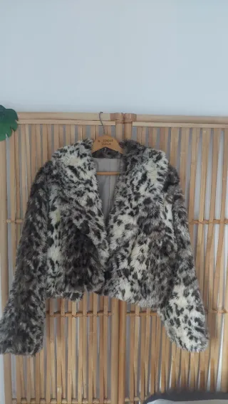 Chaqueta pelo leopardo